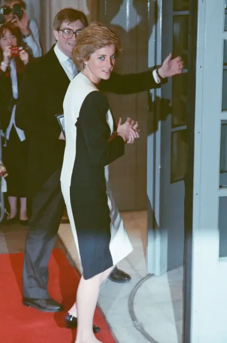 Framed Print : HRH Princess Diana, The Princess of Wales, attends The Best of British Youth Awards Framed Print : HRH Princess Diana, The Princess of Wales, attends The Best of British Youth Awards