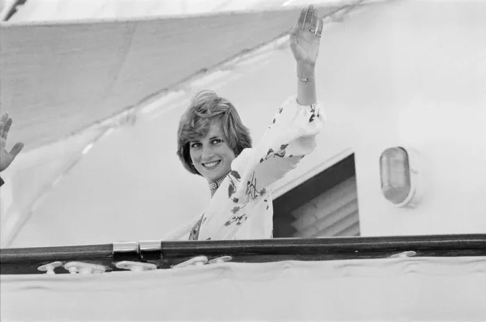 Framed Print : HRH Princess Diana, The Princess of Wales in Gibraltar for her Honeymoon with her Framed Print : HRH Princess Diana, The Princess of Wales in Gibraltar for her Honeymoon with her