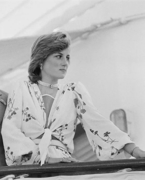 Framed Print : HRH Princess Diana, The Princess of Wales in Gibraltar for her Honeymoon with her