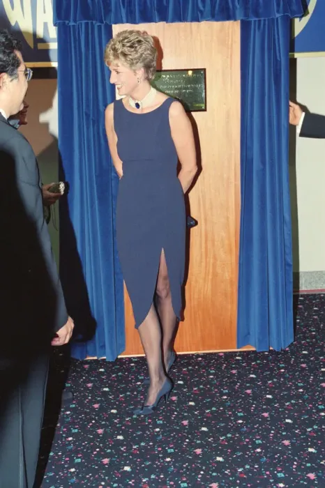 Framed Print : HRH The Princess of Wales, Princess Diana, at the new Warner West End Cinema in Leicester