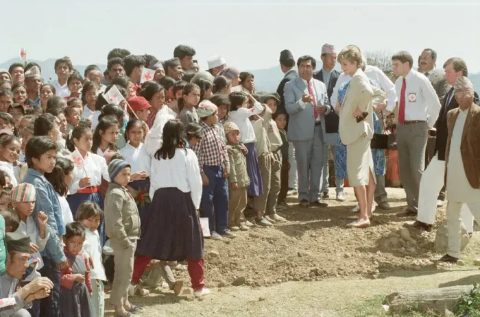 Framed Print : HRH The Princess of Wales, Princess Diana, in Nepal. The Princess visited Framed Print : HRH The Princess of Wales, Princess Diana, in Nepal. The Princess visited