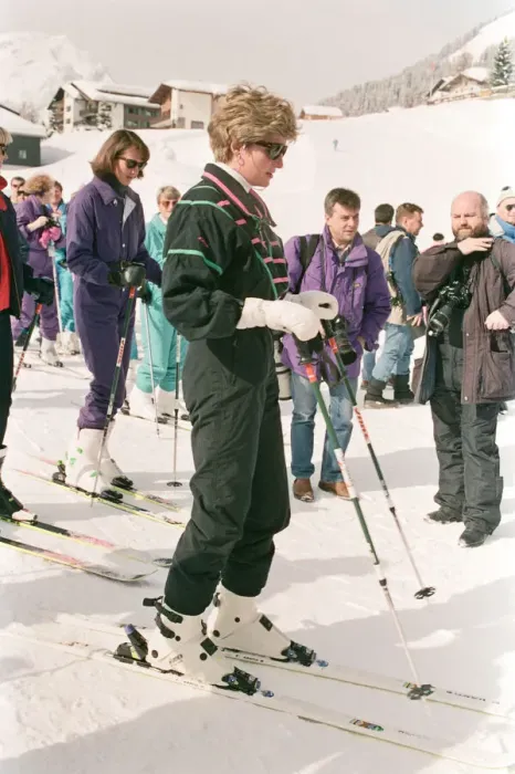 Framed Print : HRH The Princess of Wales, Princess Diana, on her skiing holiday at The Austrian Ski Framed Print : HRH The Princess of Wales, Princess Diana, on her skiing holiday at The Austrian Ski