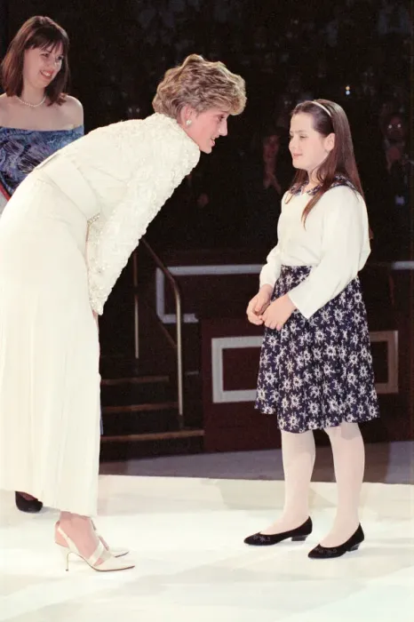 Framed Print : HRH The Princess of Wales, Princess Diana, attends the Red Cross-Daily Mirror Care in
