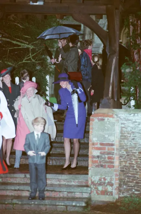 Framed Print : HRH The Princess of Wales, Princess Diana, at Sandringham for the traditional church Framed Print : HRH The Princess of Wales, Princess Diana, at Sandringham for the traditional church