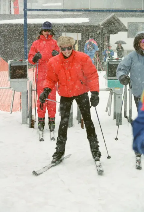 Framed Print : HRH The Princess of Wales, Princess Diana, on he ski holiday to Lech, Austria