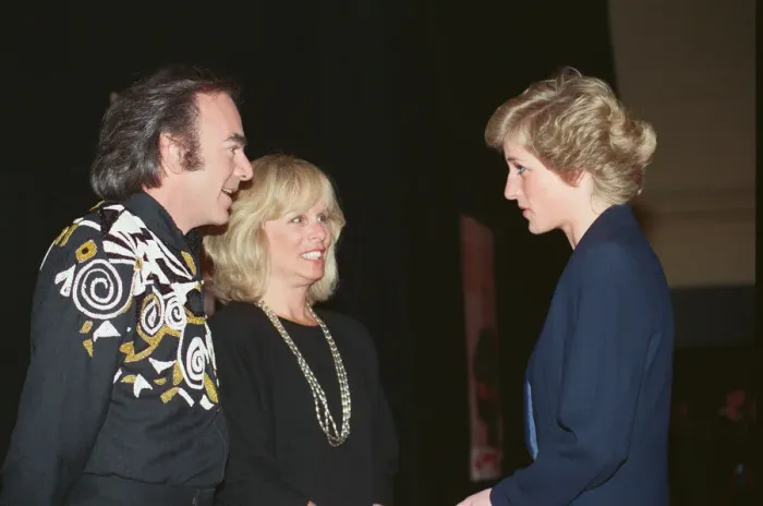 Framed Print : HRH The Princess of Wales, Princess Diana, greets American singer Neil Diamond Framed Print : HRH The Princess of Wales, Princess Diana, greets American singer Neil Diamond