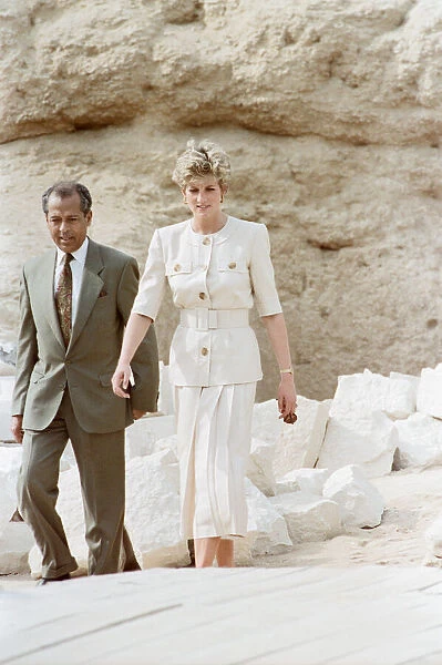 HRH The Princess of Wales, Princess Diana, in Egypt. Pictured at the Pyramids