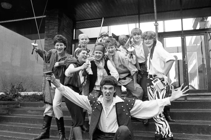 Framed Print : Huddersfield New College production of G&S Pirates of Penzance. 6th December 1985
