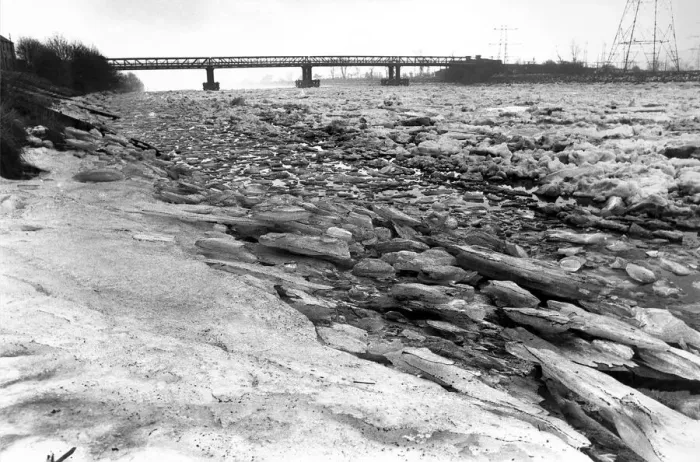 Framed Print : Huge sections of broken ice that have been washed down the river Tyne during the thaw in Framed Print : Huge sections of broken ice that have been washed down the river Tyne during the thaw in