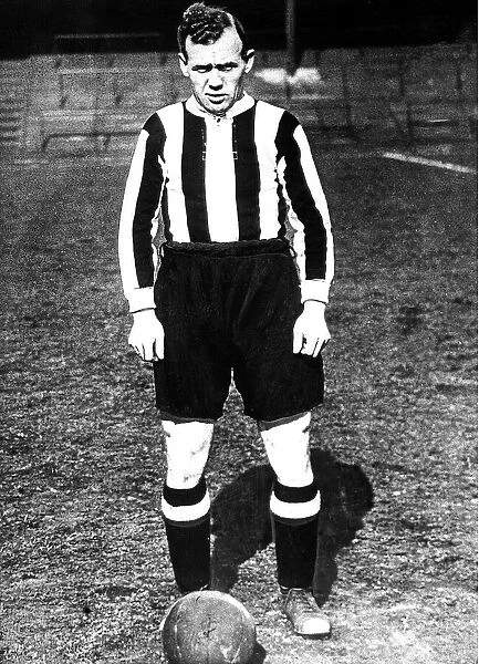 Hughie Gallacher, in his Newcastle United strip. c. 1925