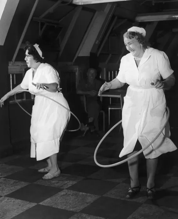 Framed Print : Hula Hoop craze has found Britain and everyones doing it Framed Print : Hula Hoop craze has found Britain and everyones doing it