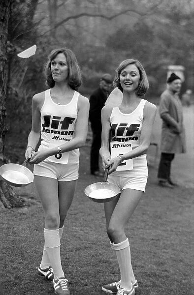 Humour  /  Unusual  /  Sport. Charity Pancake Race. Lincolns Inn Fields