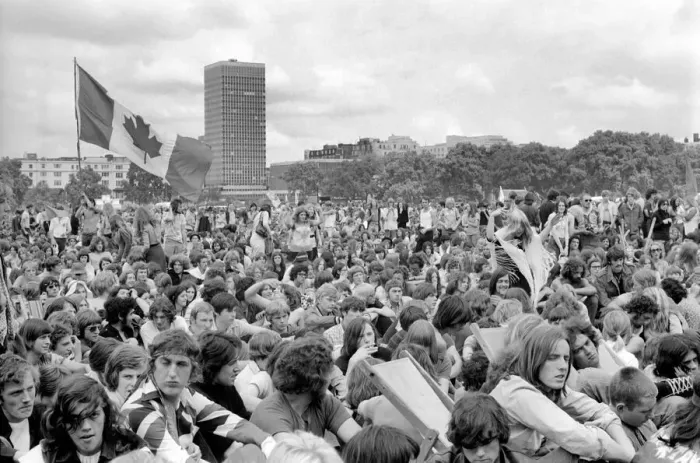 Framed Print : Hyde Park Pop Festival. July 1970 70-6854-006