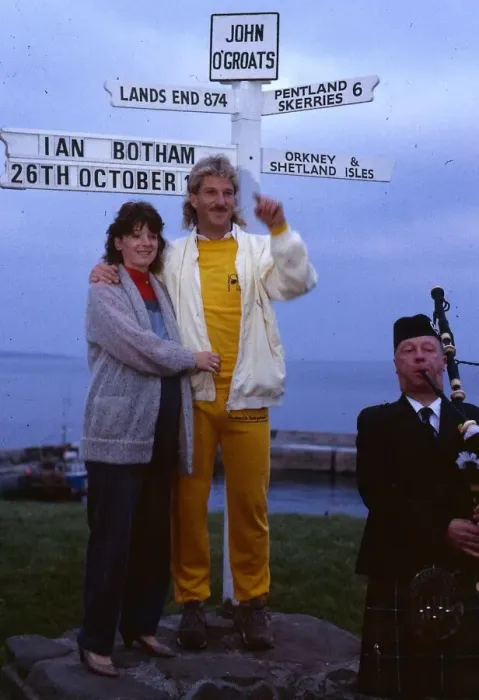 Framed Print : Ian Botham cricketer October 1985 With wife at John O Groats sign post piper Framed Print : Ian Botham cricketer October 1985 With wife at John O Groats sign post piper