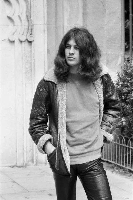 Framed Print : Ian Gillan, lead singer of the Deep Purple rock group, pictured in the Royal Pavillion Framed Print : Ian Gillan, lead singer of the Deep Purple rock group, pictured in the Royal Pavillion