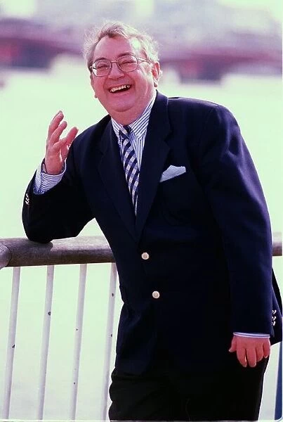 Ian McCaskill Weatherman August 1999 Pictured by the Thames in London