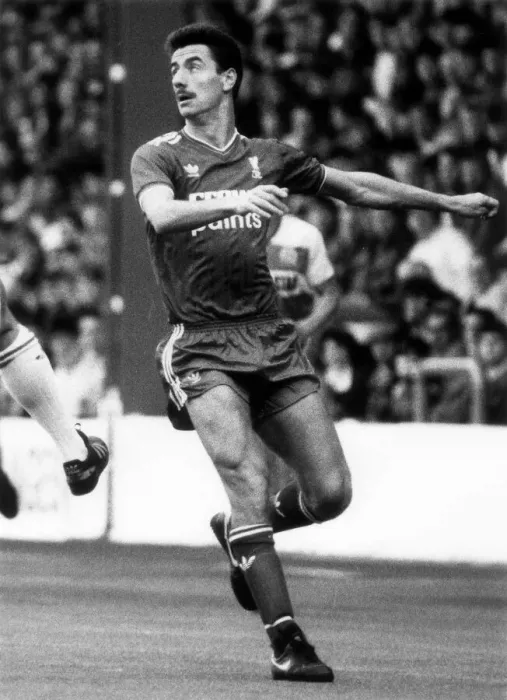 Framed Print : Ian Rush Football player for Liverpool Nov 1986 QPR v Liverpool at Loftus Framed Print : Ian Rush Football player for Liverpool Nov 1986 QPR v Liverpool at Loftus