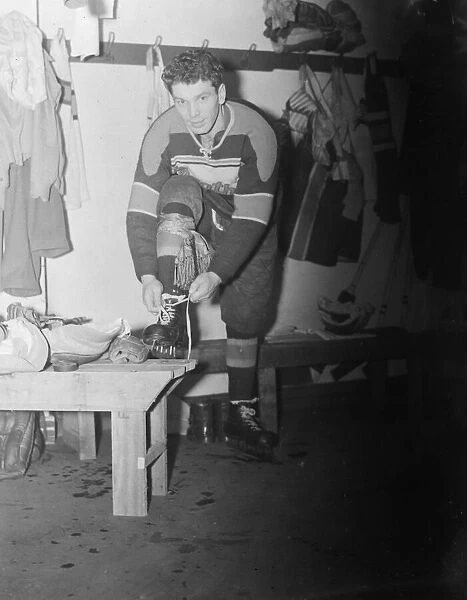 Ice-Hockey Streatham DM 19  /  2  /  1952 C767  /  3