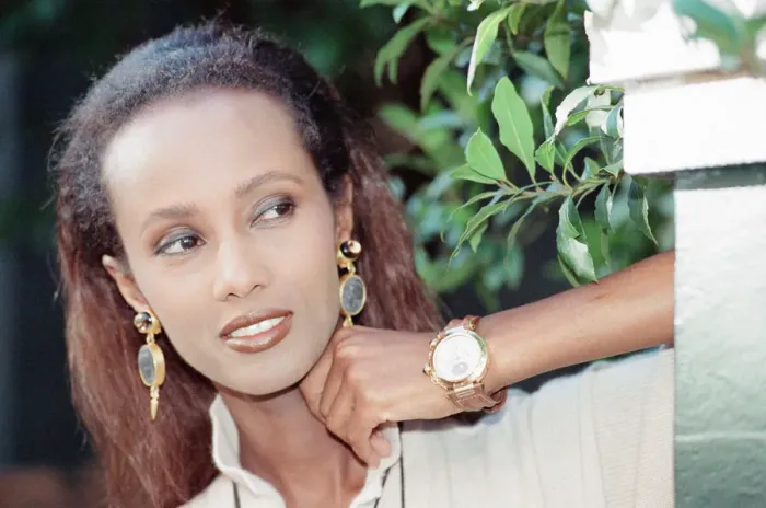 Framed Print : Iman, fashion model and actress, pictured in London, Wednesday 25th October 1989 Framed Print : Iman, fashion model and actress, pictured in London, Wednesday 25th October 1989