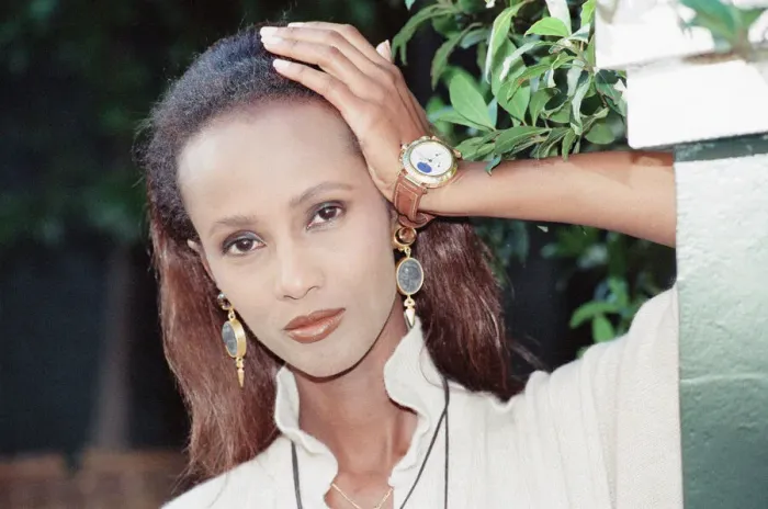 Framed Print : Iman, fashion model and actress, pictured in London, Wednesday 25th October 1989 Framed Print : Iman, fashion model and actress, pictured in London, Wednesday 25th October 1989