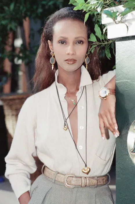 Framed Print : Iman, fashion model and actress, pictured in London, Wednesday 25th October 1989 Framed Print : Iman, fashion model and actress, pictured in London, Wednesday 25th October 1989