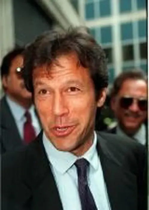 : Imran Khan former Pakistan cricket captain leaves the High Court after former England : Imran Khan former Pakistan cricket captain leaves the High Court after former England