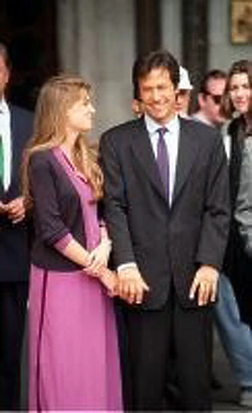 Imran Khan former Pakistan cricket captain and wife Jemima leave the High Court after