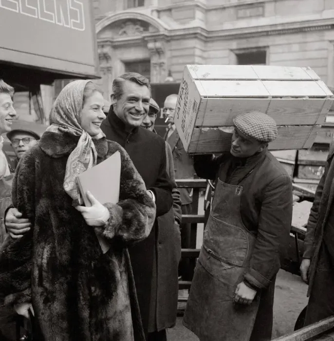 Framed Print : Ingrid Bergman December1957 filming in Covent Garden London with Cary Grant