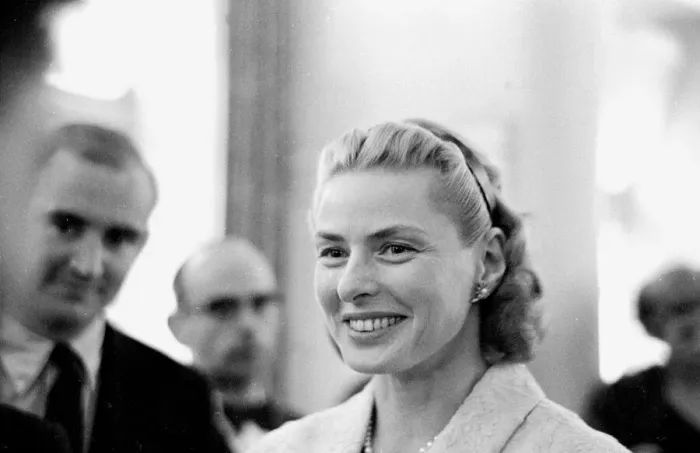 Framed Print : Ingrid Bergman at London press conference June 1956 Framed Print : Ingrid Bergman at London press conference June 1956
