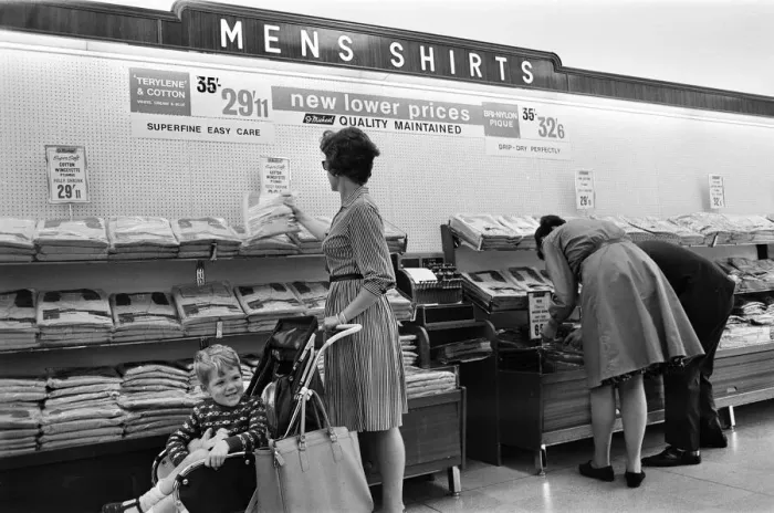 Framed Print : Inside a branch of Marks & Spencer. 22nd September 1966 Framed Print : Inside a branch of Marks & Spencer. 22nd September 1966