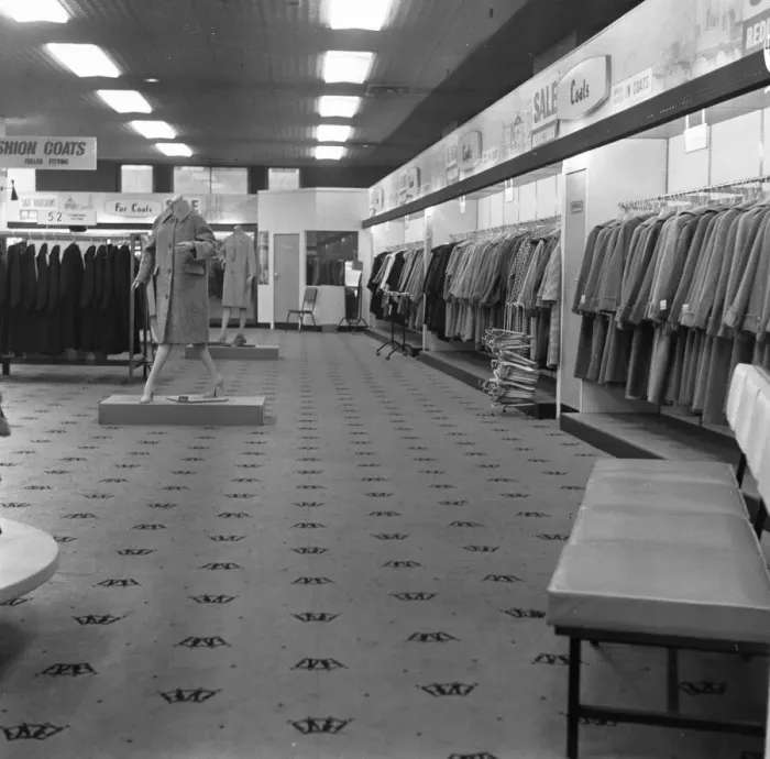 Framed Print : Interior of the Co-Op shop on Oxford Street, London, 6th January 1962