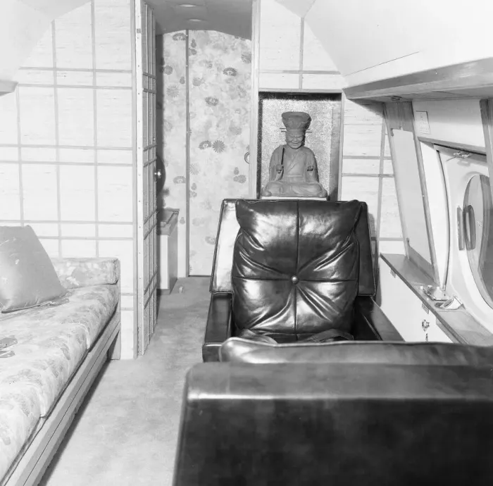 Framed Print : The interior of Frank Sinatra Gulfstream private jet after it had landed at Gatwick
