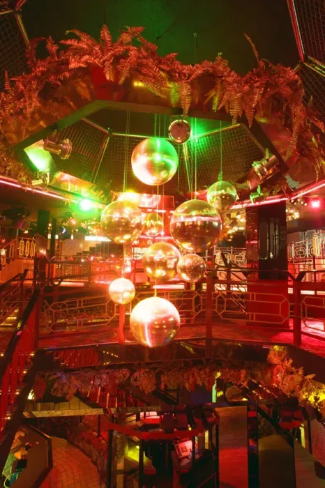 Framed Print : Interior of Pagoda Park nightclub in Smallbrook Queensway, Birmingham. 26th November 1992