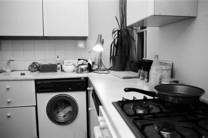 Framed Print : Interior views of accommodation in Clapham, London. Pictured, views of the kitchen Framed Print : Interior views of accommodation in Clapham, London. Pictured, views of the kitchen