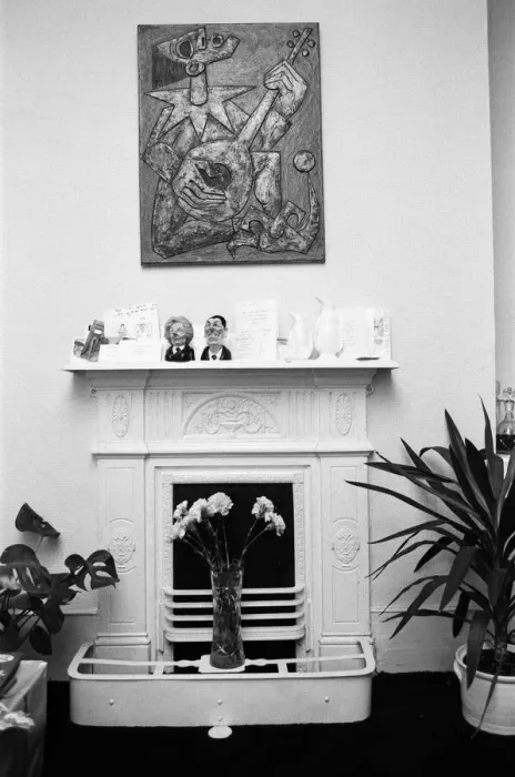 Framed Print : Interior views of accommodation in Clapham, London. Pictured, views of the lounge Framed Print : Interior views of accommodation in Clapham, London. Pictured, views of the lounge