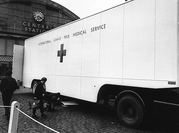 International Grand Prix medical service April 1967 Hospital On wheels
