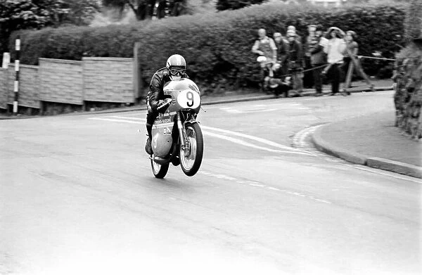 The International Isle of Man TT 350cc Junior Race, 7th June 1971
