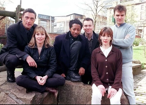 Invasion Earth Photocall April 1998 - pic shows L to R Vincent Regan Maggie O neill