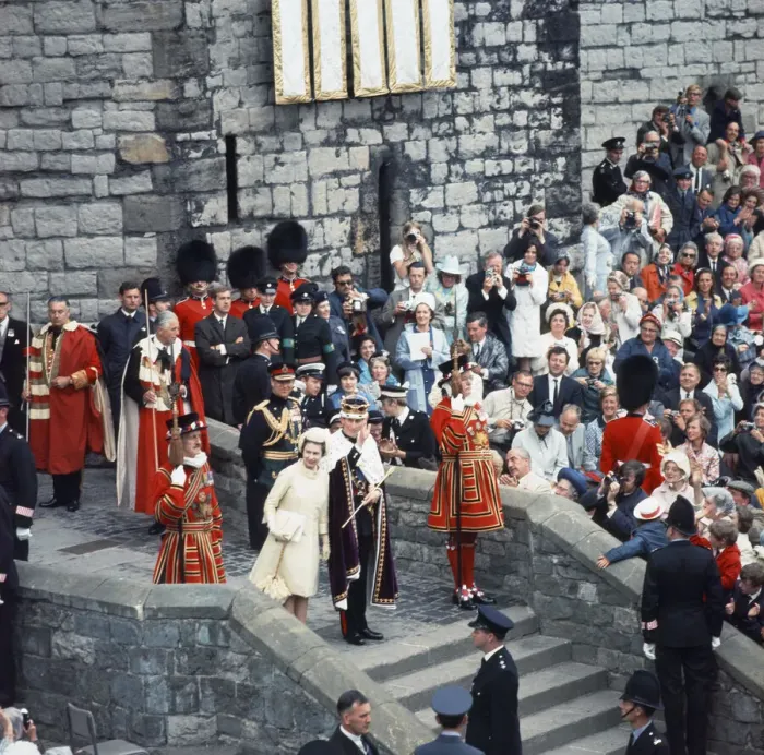 Framed Print : Investiture of Prince Charles as Prince of Wales 01 / 07 / 1969 Queen Elizabeth Framed Print : Investiture of Prince Charles as Prince of Wales 01 / 07 / 1969 Queen Elizabeth