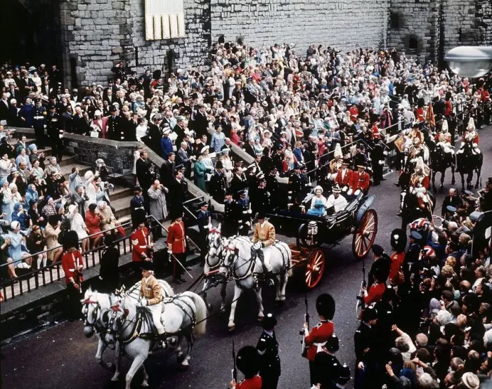 Framed Print : Investiture of Prince Charles as Prince of Wales 01  /  07  /  1969 Royal family drive