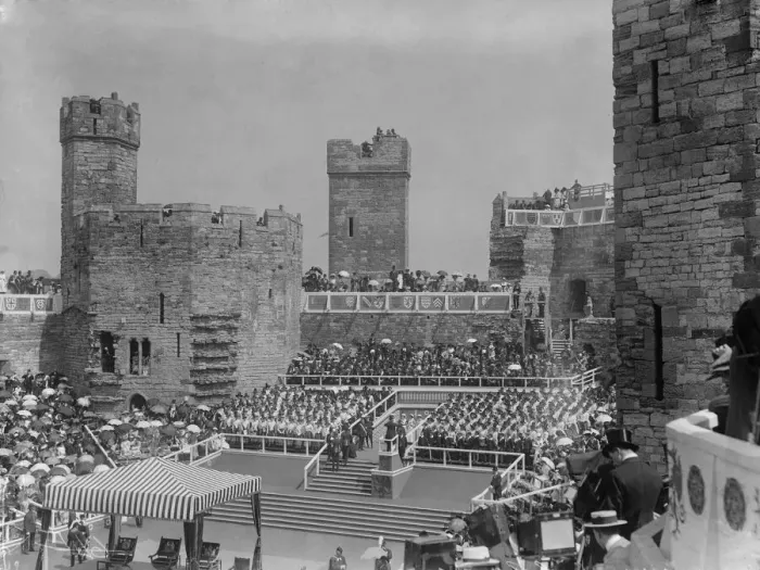 Framed Print : The Investiture of the Prince of Wales at Carnarvon Castle 14th July 1911 *** Local Framed Print : The Investiture of the Prince of Wales at Carnarvon Castle 14th July 1911 *** Local