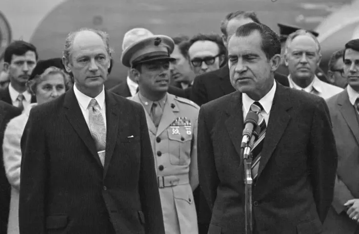 Framed Print : Irish premier Jack Lynch makes a welcome speech to American President Richard Nixon after Framed Print : Irish premier Jack Lynch makes a welcome speech to American President Richard Nixon after