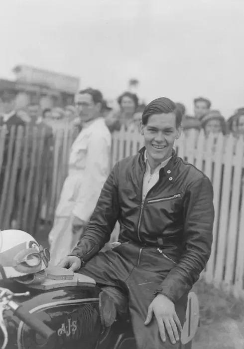 Framed Print : Isle of Man Junior Grand Prix 1951 R H Sherry winner of the Junior M. G Framed Print : Isle of Man Junior Grand Prix 1951 R H Sherry winner of the Junior M. G