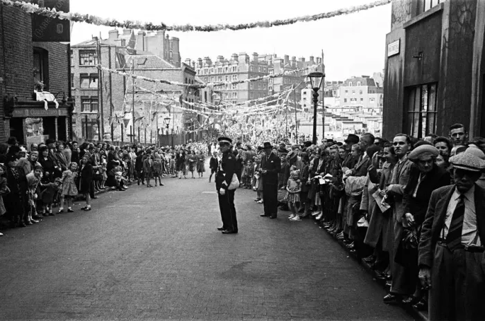 Framed Print : Italian Parade in Little Italy honouring Our Lady of Mount Carmel, Clerkenwell Framed Print : Italian Parade in Little Italy honouring Our Lady of Mount Carmel, Clerkenwell