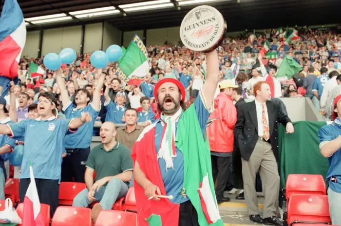 Framed Print : Italy 2-1 Russia, Euro 1996 Group C match at Anfield. Liverpool, Tuesday 11th June 1996