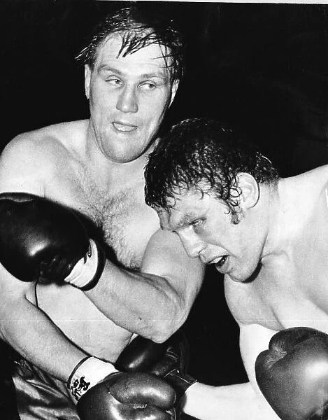 Jack Bodell Boxer Against Billy Walker