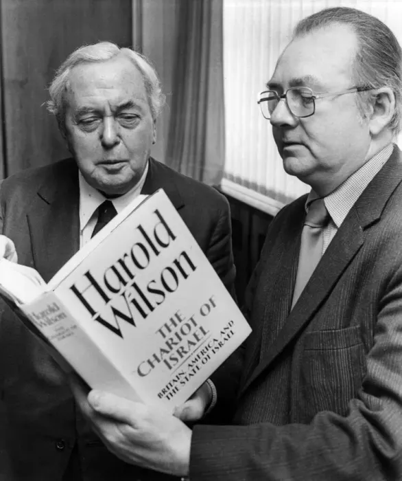 Framed Print : Jack Brooks, Baron Brooks of Tremorfa (1979), pictured with Sir Harold Wilson Framed Print : Jack Brooks, Baron Brooks of Tremorfa (1979), pictured with Sir Harold Wilson