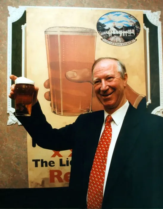 Framed Print : Jack Charlton with a pint of Nimmos XXXX at Castle Eden Brewery in January 1999 Framed Print : Jack Charlton with a pint of Nimmos XXXX at Castle Eden Brewery in January 1999