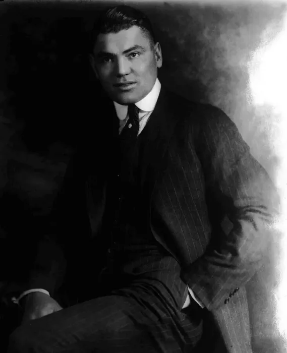 Framed Print : Jack Dempsey (1895 - 1983) US boxer, known as the Manassa Mauler