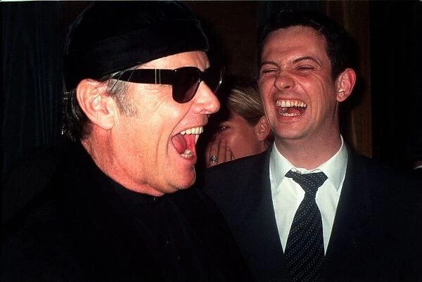 Jack Nicholson with Mirror man Matthew Wright Feb 1998 share a joke at the film